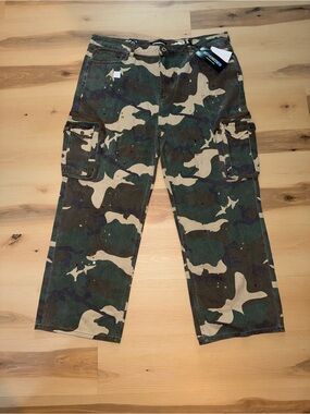 Serenade Camouflage Baggy Studded Cargo Pants